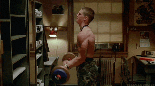 tom cruise lifting weights