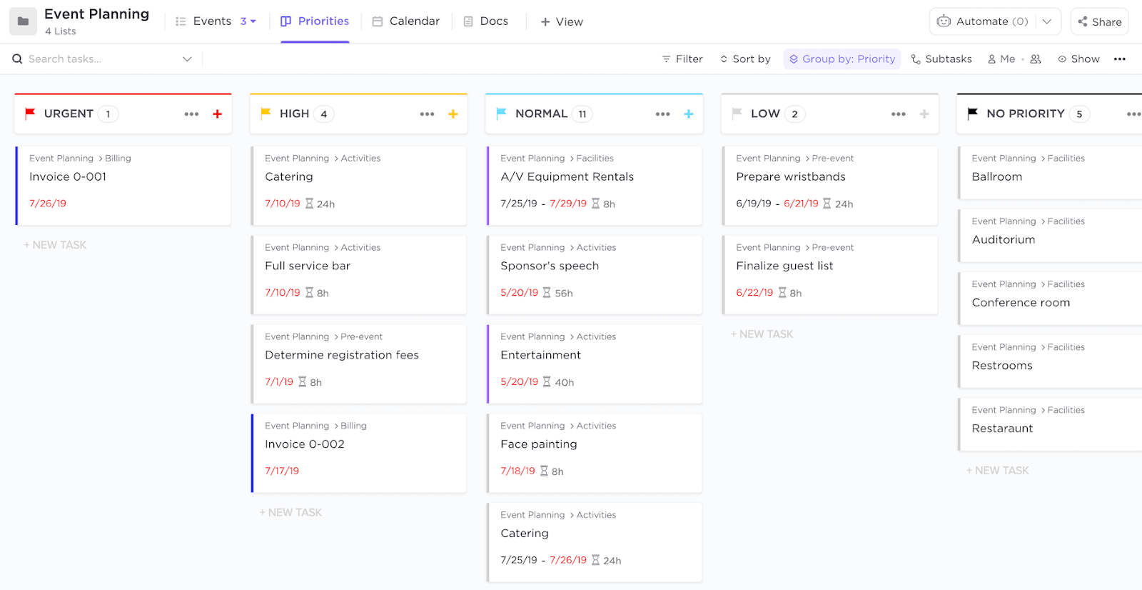 ClickUp's sjabloon voor evenementenbeheer helpt u om al uw unieke activiteiten op één plek te beheren met kant-en-klare weergaven, aangepaste statussen, aangepaste velden, documenten en meer!  