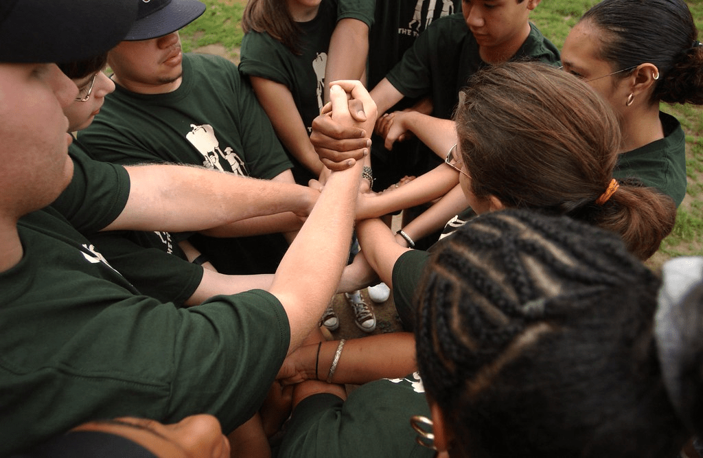 The Human Knot