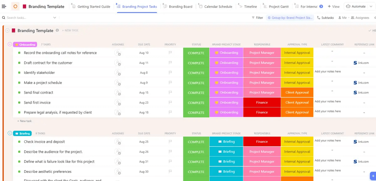 Blijf op de hoogte van de ontwikkeling van visuals, messaging en tonaliteit van uw bedrijf en creëer een consistente merkervaring met ClickUp's Branding Template