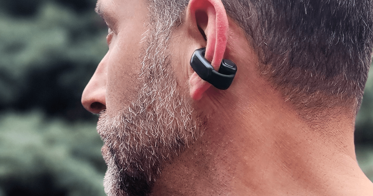 Noise-cancelling earbuds, headsets, or earplugs