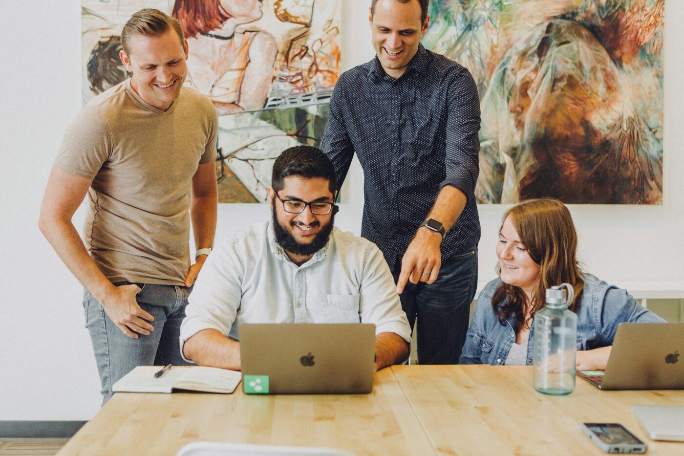 Le aree di lavoro collaborative aiutano le persone a lavorare meglio insieme