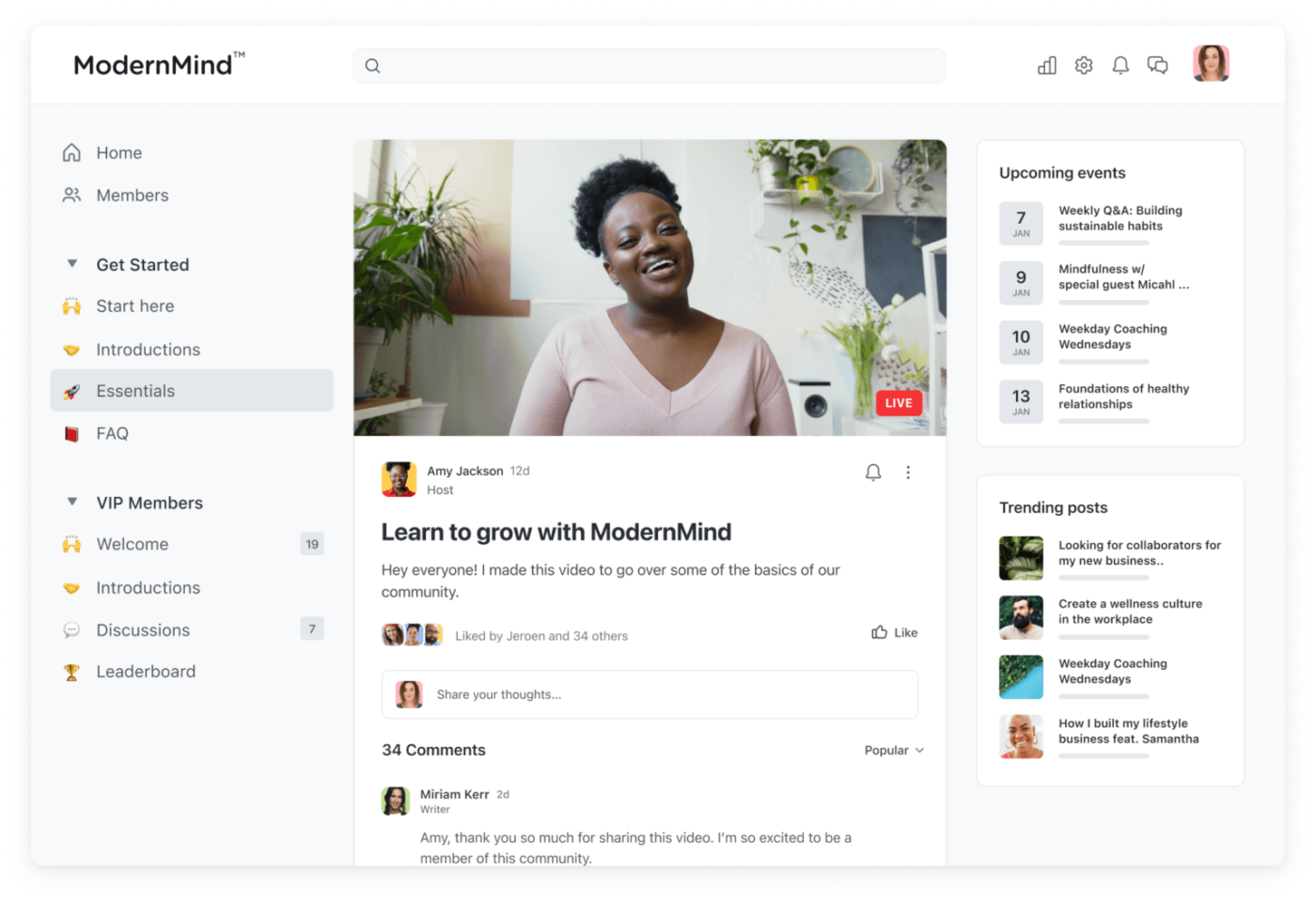 Alternatives to Facebook groups: Circle (Best for community platforms with built-in course creation tools)