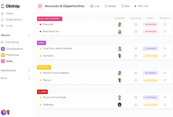 Build the perfect customer database with ClickUp Tasks